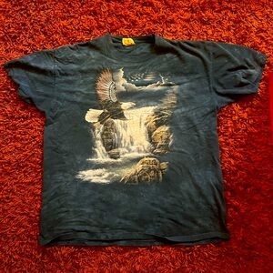 The mountain vintage eagle shirt